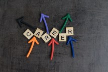 A Step-by-Step Guide: How to Choose the Right Online Course for Your Career